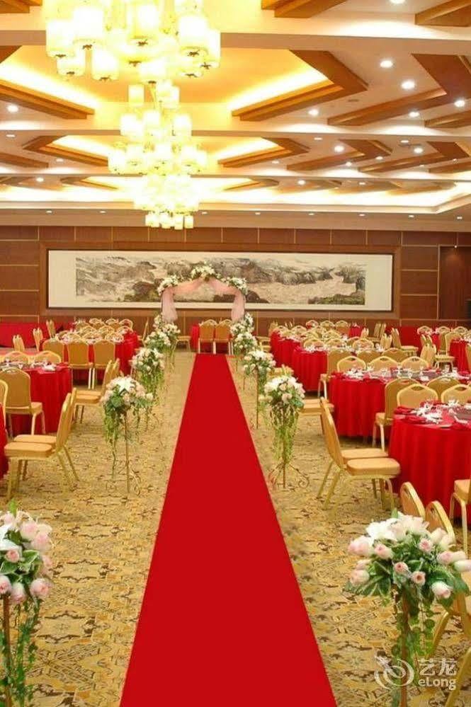 Huaxin International Hotel Ningbo Bagian luar foto