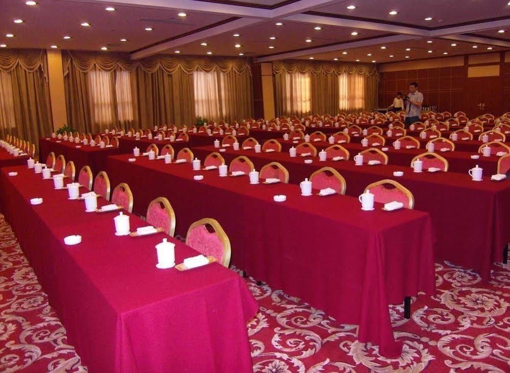 Huaxin International Hotel Ningbo Bagian luar foto
