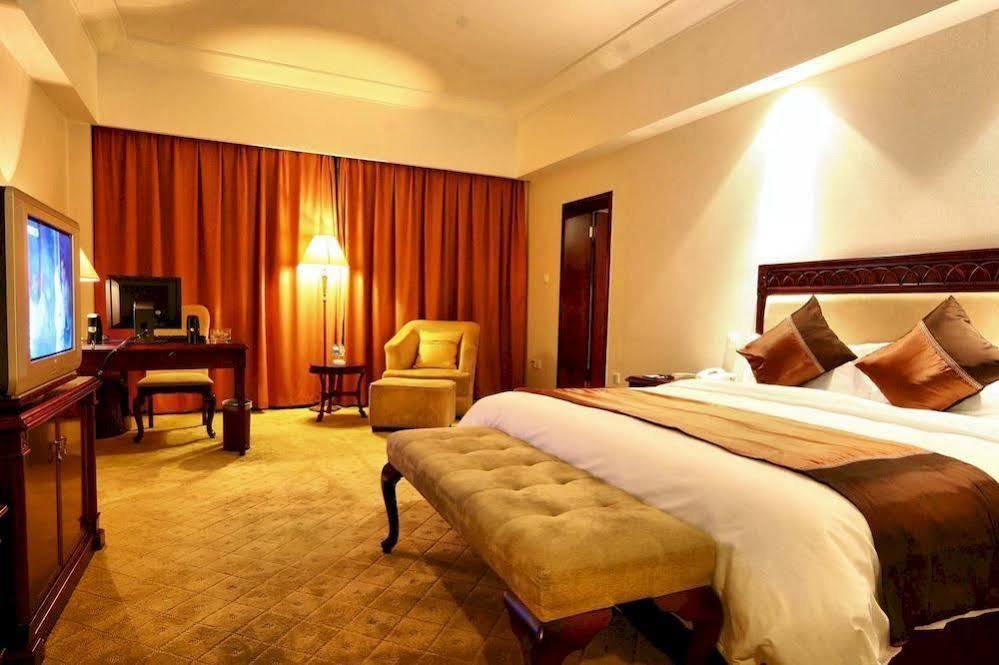 Huaxin International Hotel Ningbo Bagian luar foto