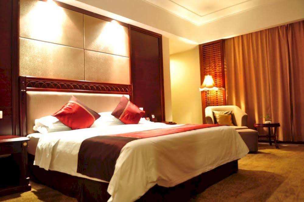 Huaxin International Hotel Ningbo Bagian luar foto
