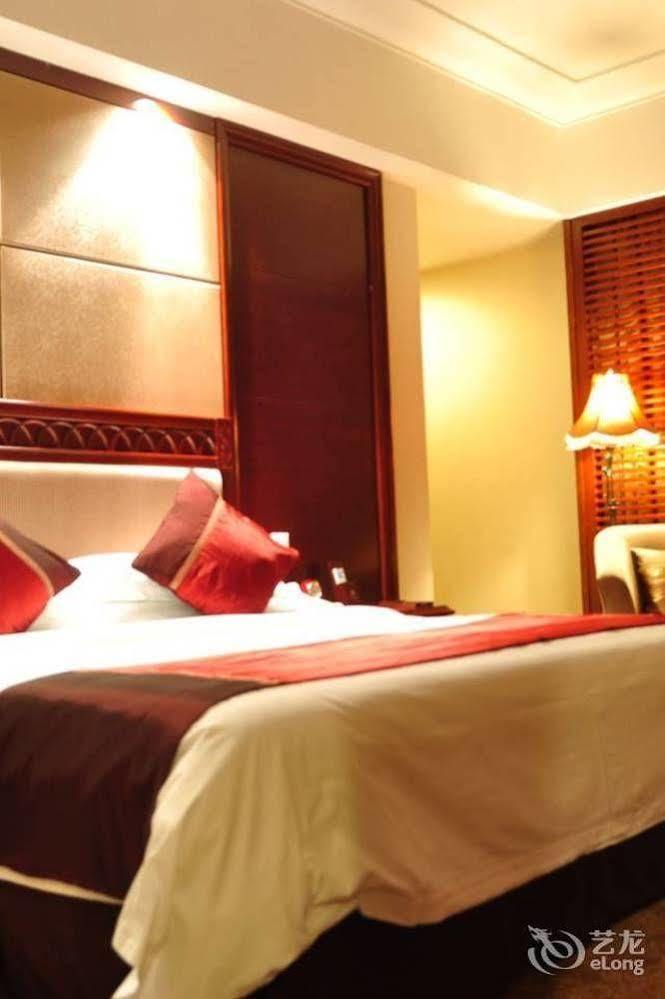 Huaxin International Hotel Ningbo Bagian luar foto