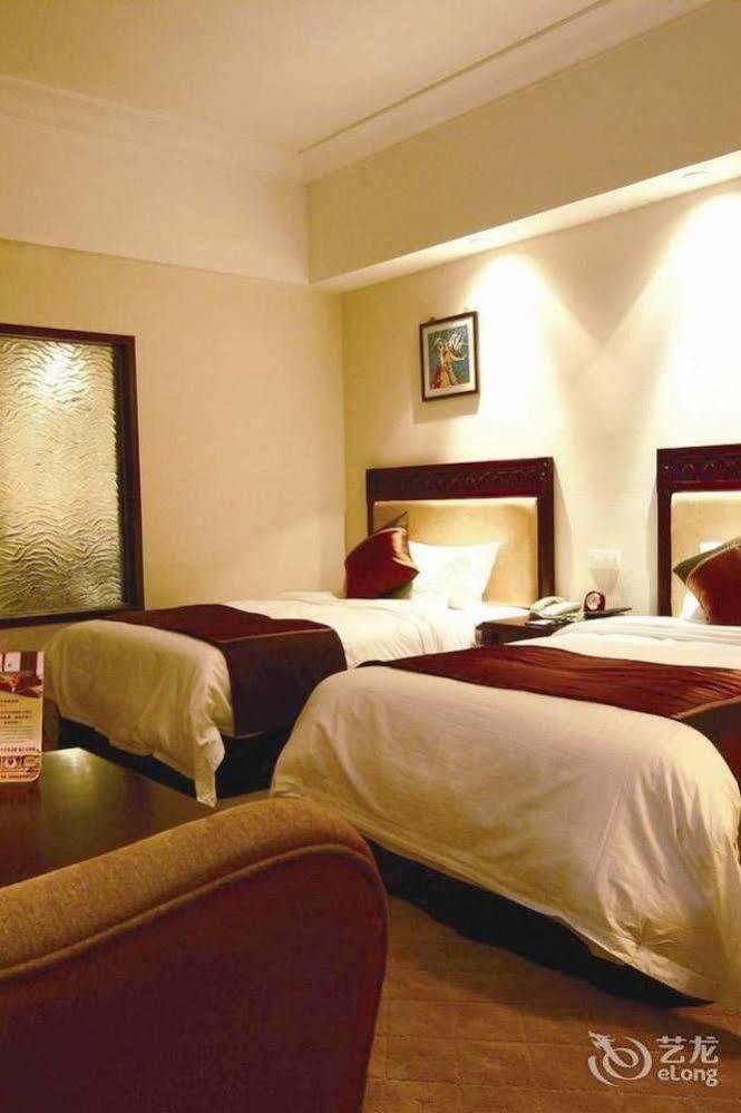 Huaxin International Hotel Ningbo Bagian luar foto
