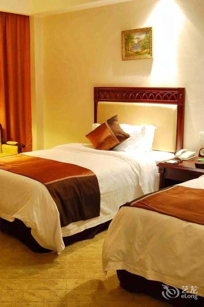 Huaxin International Hotel Ningbo Bagian luar foto